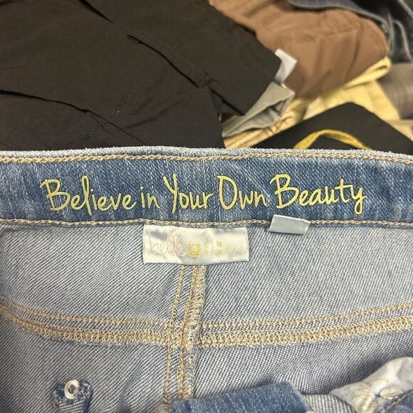 Belle ladies 12 light blue denim jeans - Picture 3 of 8